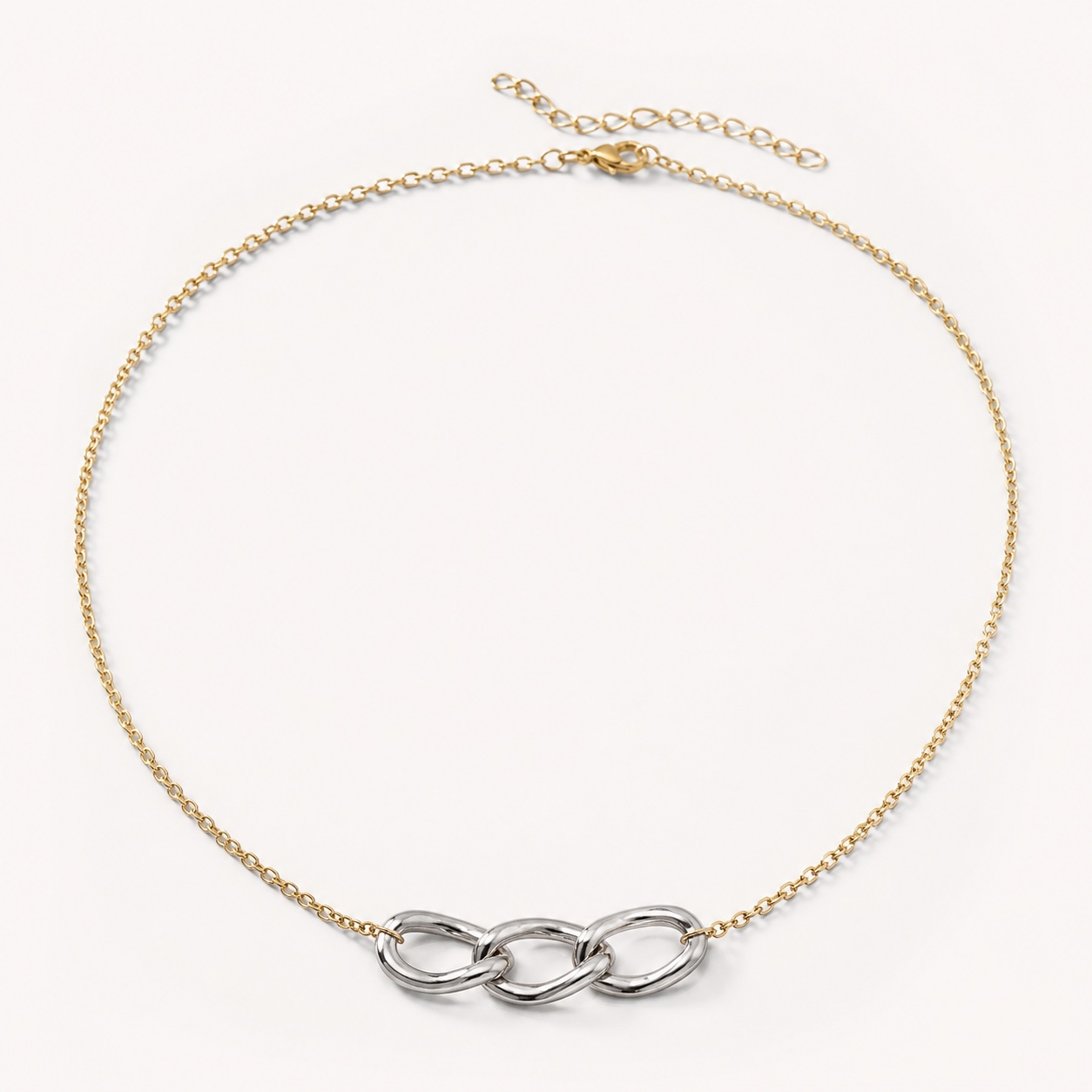 Pinch Chain Necklace
