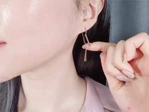 Long Bar Chain Drops detail 4