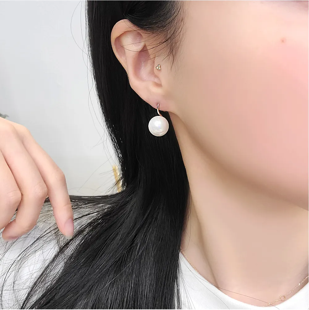Pearl Hook Earrings detail 4