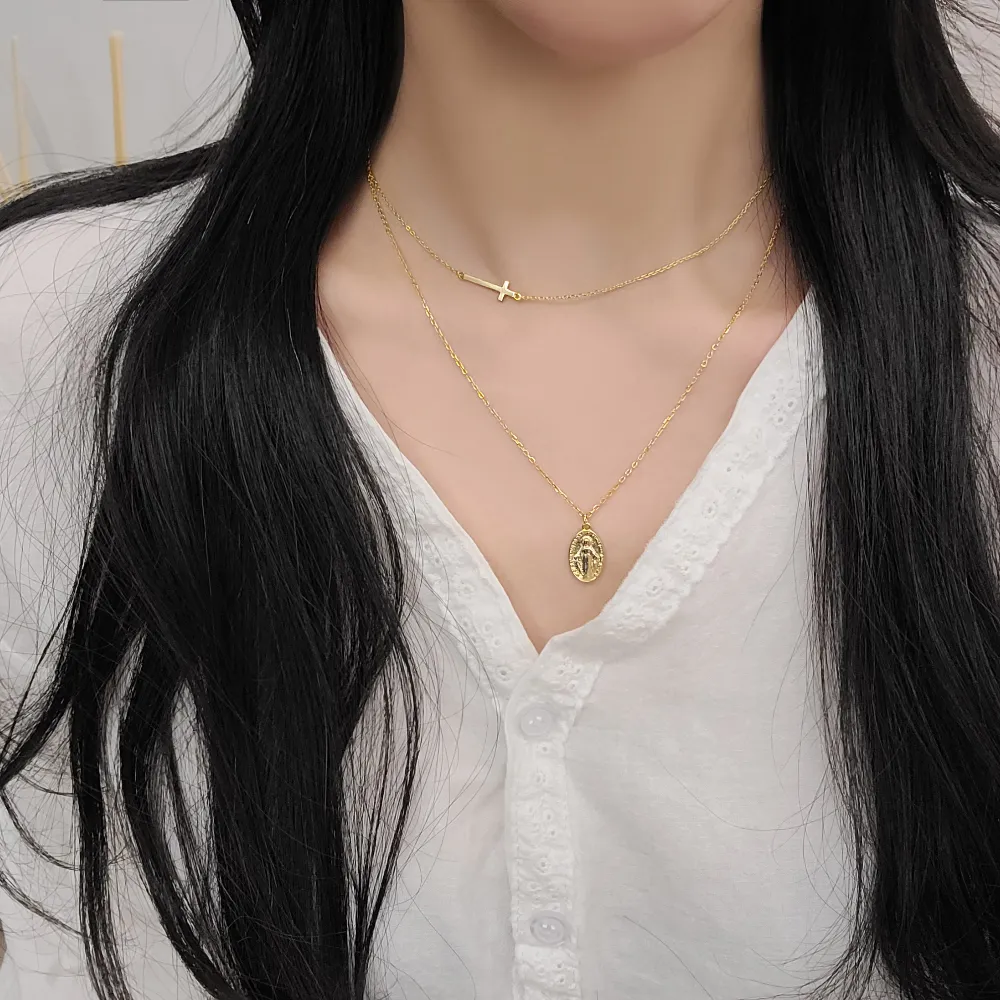 Cross Necklace detail 4