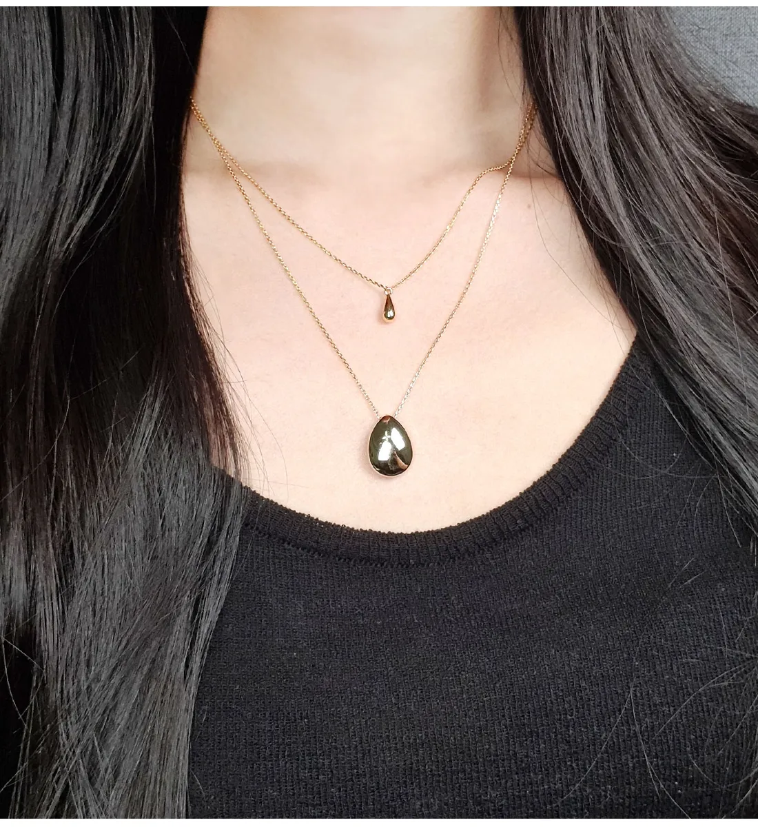 Teardrop Pendant Necklace detail 4
