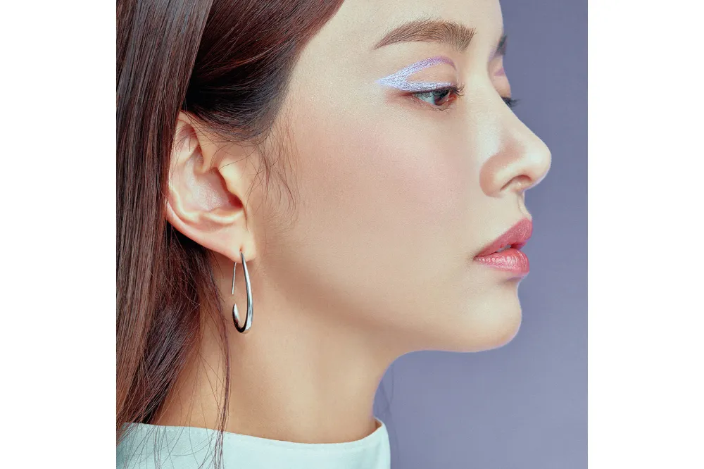 Teardrop Hook Earrings detail 1