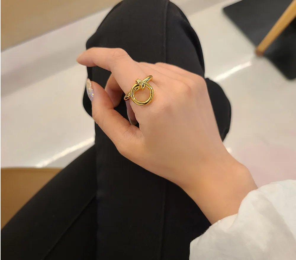 Bold Double Ring detail 2