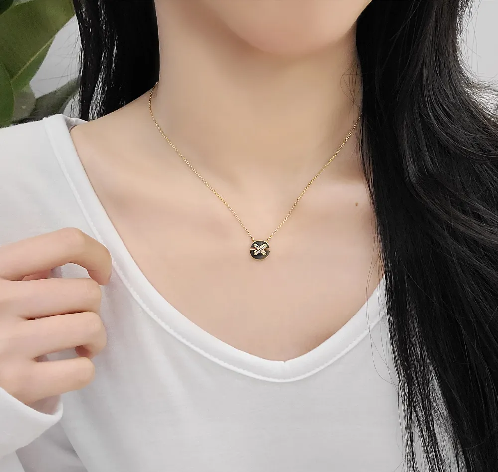 Crystal X Circle Necklace detail 3