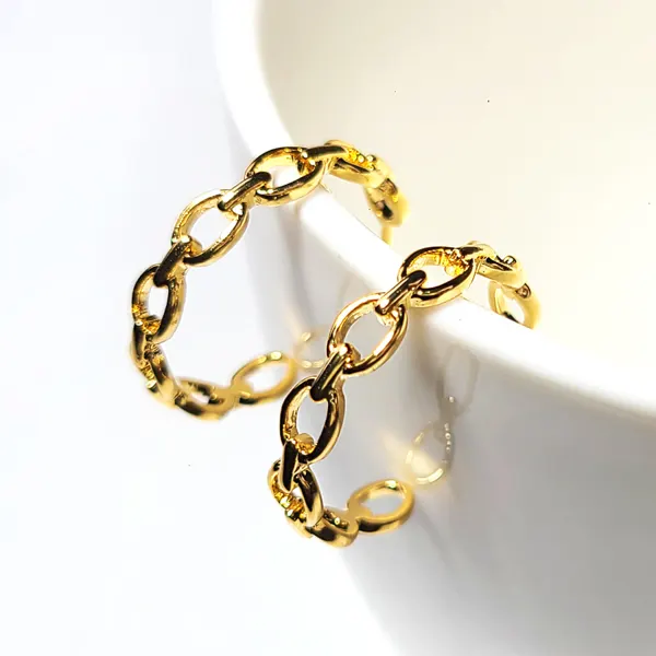 Round Chain Half Hoops