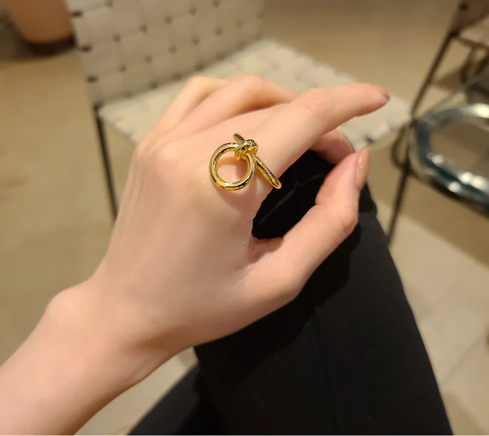 Bold Double Ring detail 4